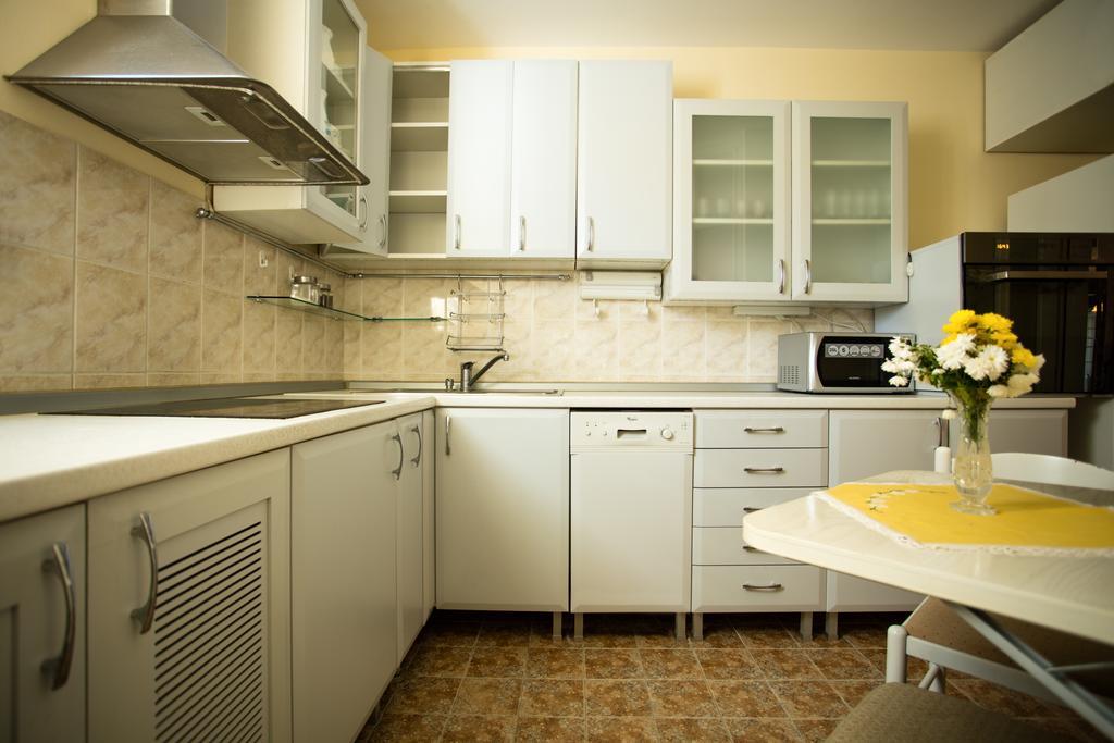 Garni Hotel President De Luxe Κραγκούγιεβατς Δωμάτιο φωτογραφία